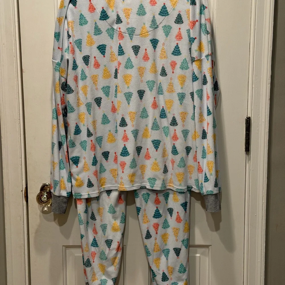 Cuddl Duds Women XL- Christmas Tree Minky Fleece Lounge Pajama Set - Picture 2 of 4
